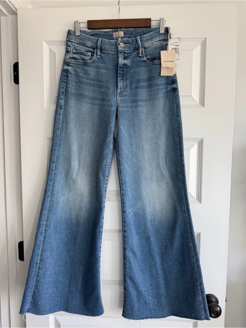 MOTHER The Roller Fray Wide Leg Jeans in Riding The Cliffside NWT Size 28 - Picture 4 of 9